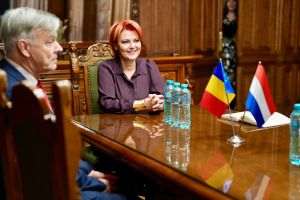 Lia Olguţa Vasilescu cere demisia lui Ilie Bolojan dacă legea pensiilor magistraţilor nu este adoptată la timp